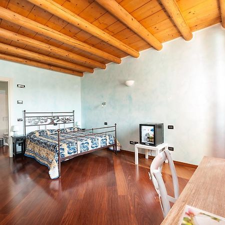 Villa Pace Pozzolengo Bagian luar foto